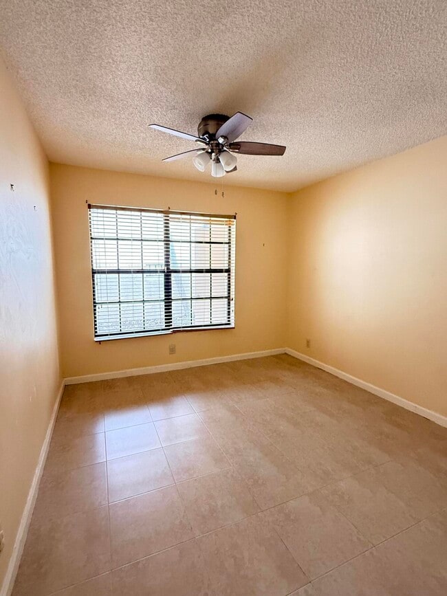 Photo - 3080 Inglewood Terrace