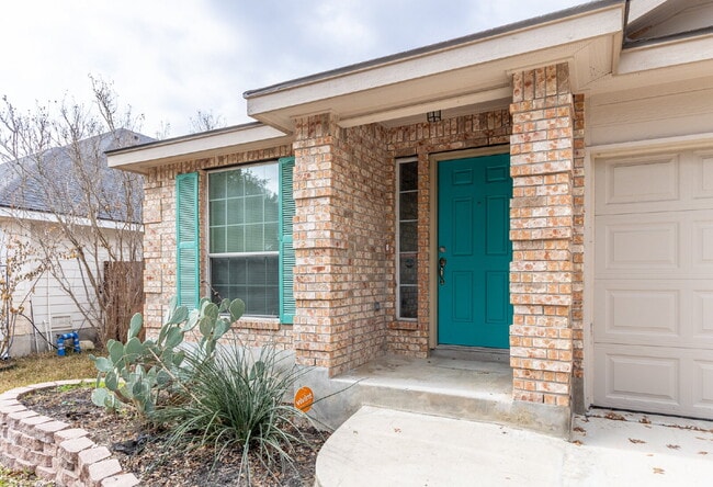 Photo - 2476 Medina Dr