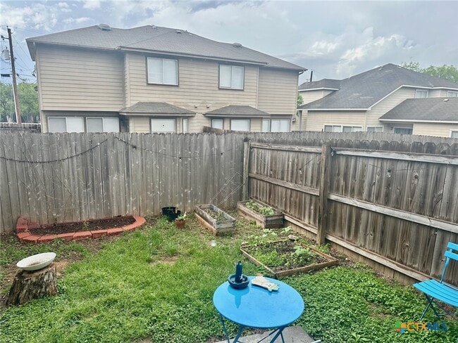 Photo - 864 Sagewood Trail