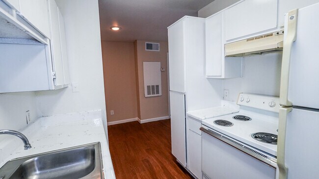 Photo - La Esencia Apartments