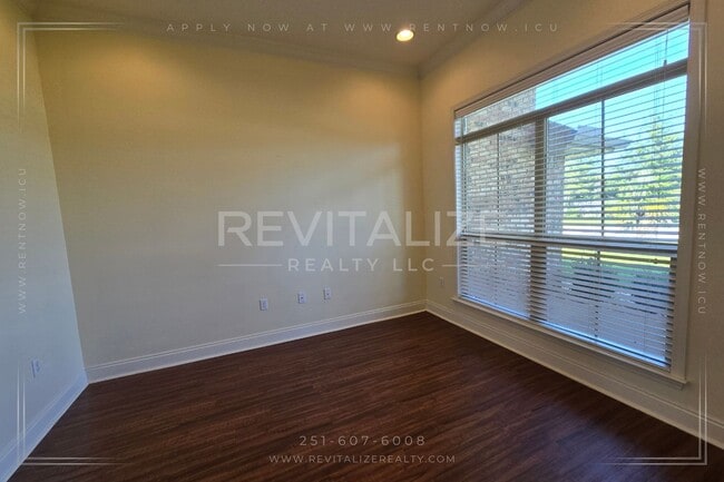 Photo - Lakefront Luxury Living in Parish Lakes – Foley, Alabama