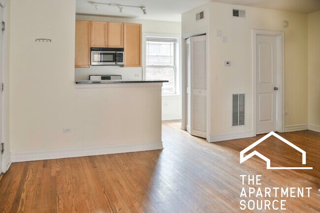 Photo - 3810 N Sheffield Ave Unit 2W