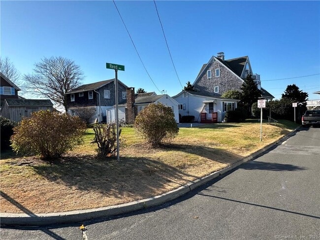 Photo - 2 Reed Ave
