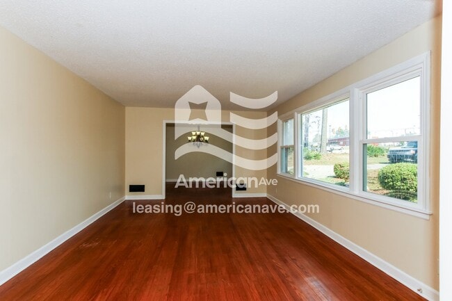 Photo - 6917 Brookfield Rd