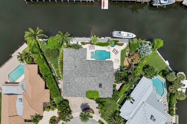 Photo - 830 NE Boca Bay Colony Dr