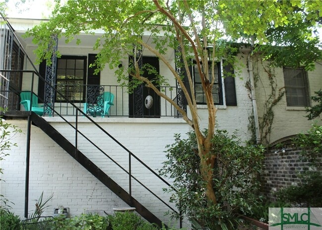 Photo - 116 E Gaston St Unit Carriage House