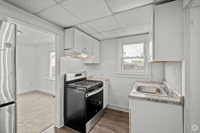 Building Photo - Stunning 2 bedroom home in North Braddock ...