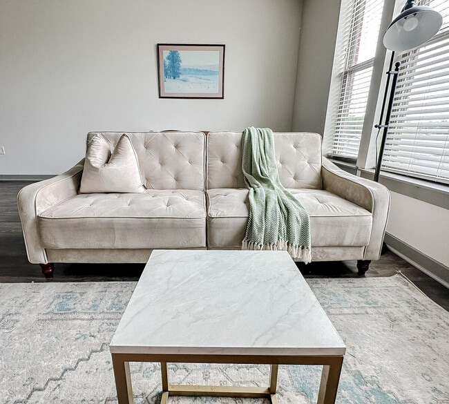 Photo - 111 E 4th St Unidad ID1036786P