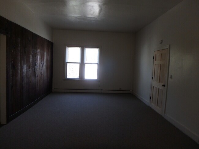 Photo - 109 N Montour St Unit 1