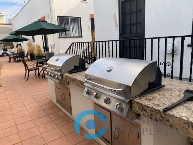 Photo - 2241 4th Avenue