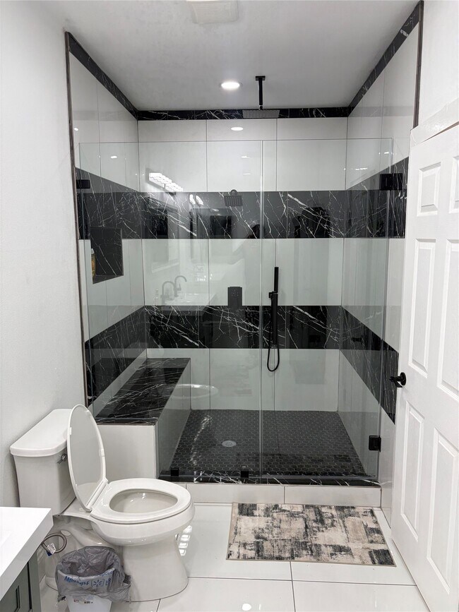 Photo - 1820 N MacGregor Way
