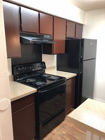 Black appliances