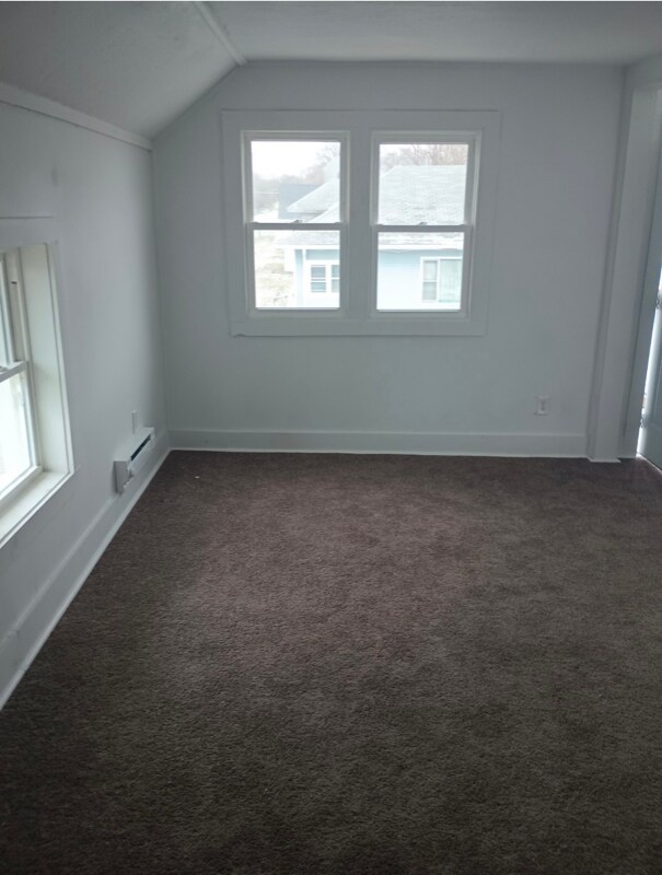 Photo - 1023 E 8th St