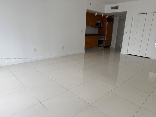 Photo - 475 Brickell Ave Unit 3210