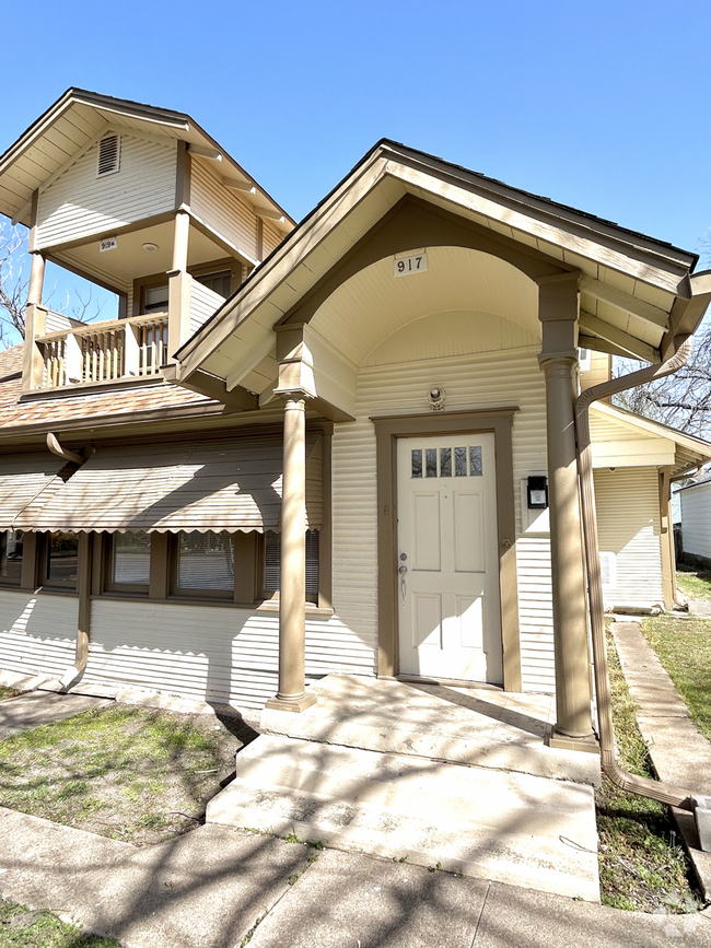 Building Photo - 917 N 3rd St Unit 917 N 3rd St Temple TX Rental