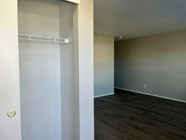 Photo - 6012 Rex Hall Ln Unit 6012