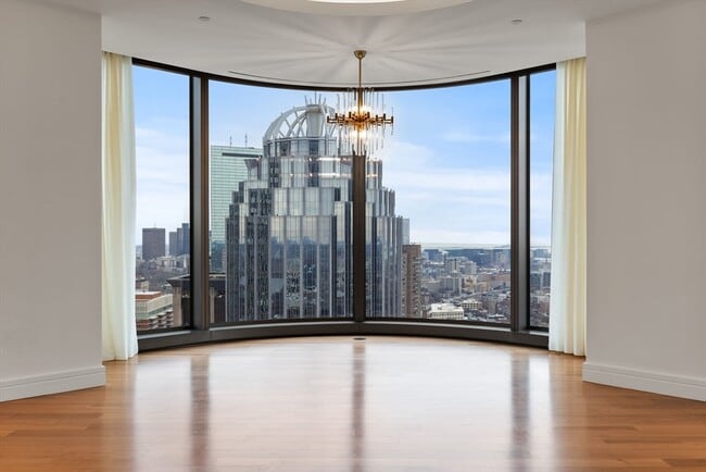 Building Photo - 1 Dalton St Unit 3803