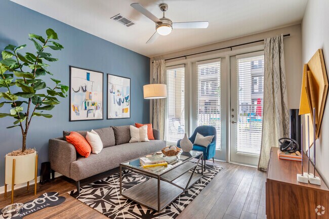 1BR,1BA - 693SF A1 - Living Area - Morada Plano