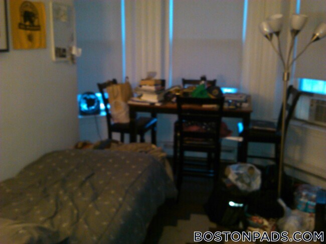 Photo - 854 Beacon St Unidad 11