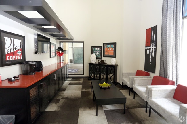 Varsity at UB-Business Center - HH Midtown