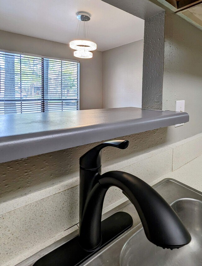 7200 W TC Jester Townhome Townhome Rental in Houston TX