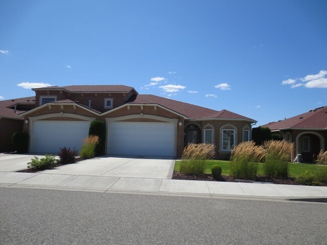 Photo - 9616 Vincenzo Dr House