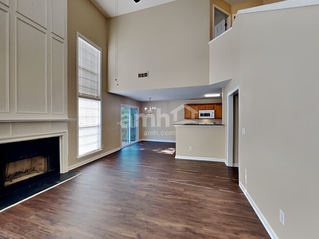 Photo - 3450 Ridgefair Dr