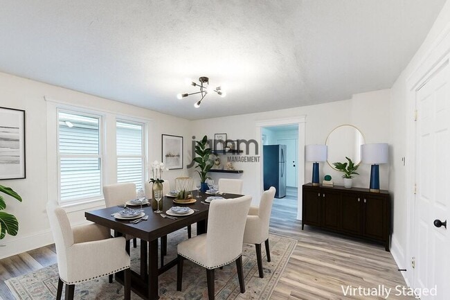 Photo - 1851 W 52nd St Unidad Upper