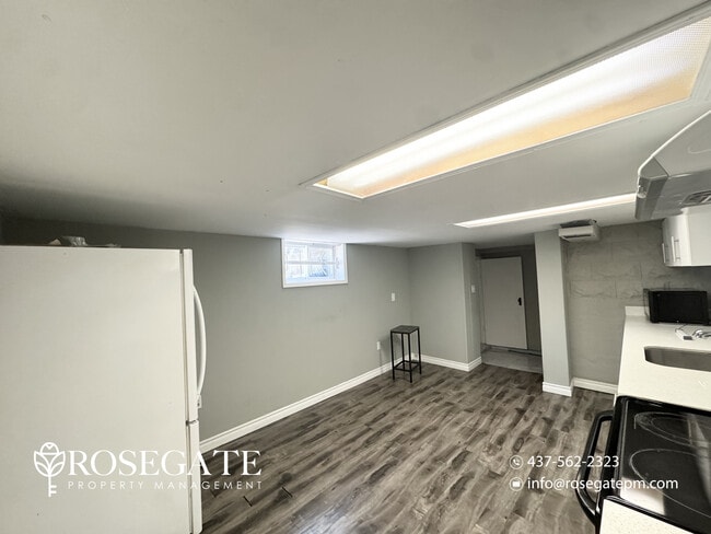 Photo - Pet-Friendly Walkout Studio Basement with In-Unit Laundry – East York Unit 2