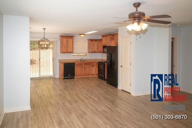 Photo - 104 Austin Ln