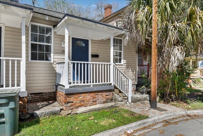 1709 Le Grand St Unit 1709 Legrand Street