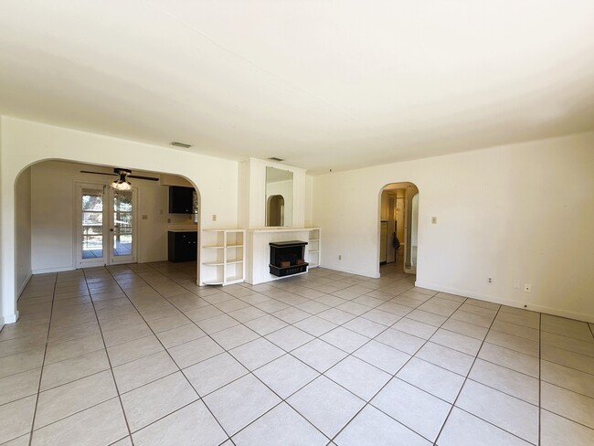 Photo - 505 Ridge Manor Dr