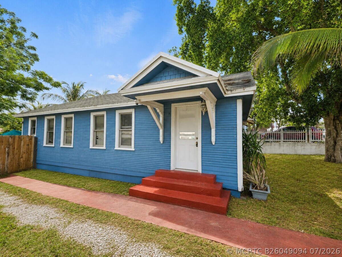 Photo - 1736 7th Ave N