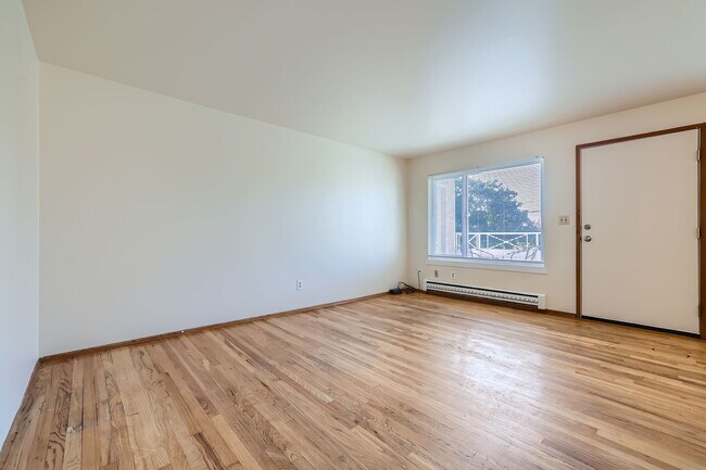 Photo - Evergreen Manor