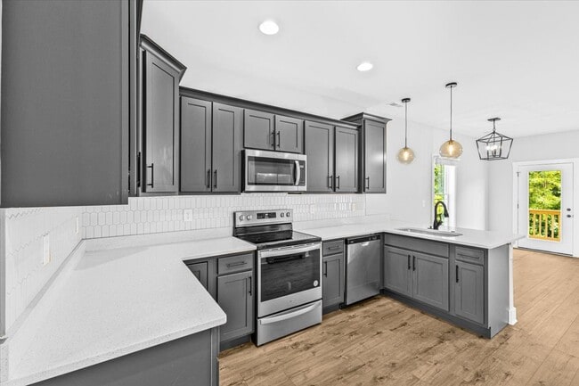 Photo - 546 Gray Station Rd