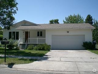 Building Photo - KEL419 Unit 419B Rental