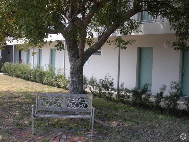 Rockledge Villas - Rockledge Villas