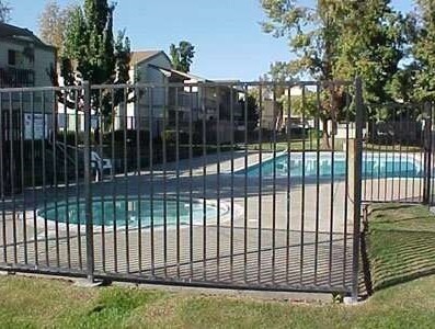 Pool/Spa - Rivercourt Apartments