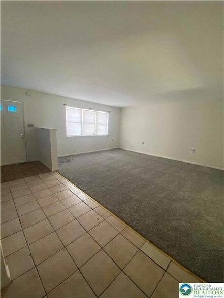 Photo - 1650 Angela Dr