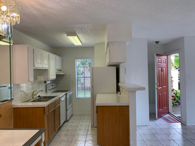 Building Photo - 2750 Holly Hall St Unit 1201 Rental