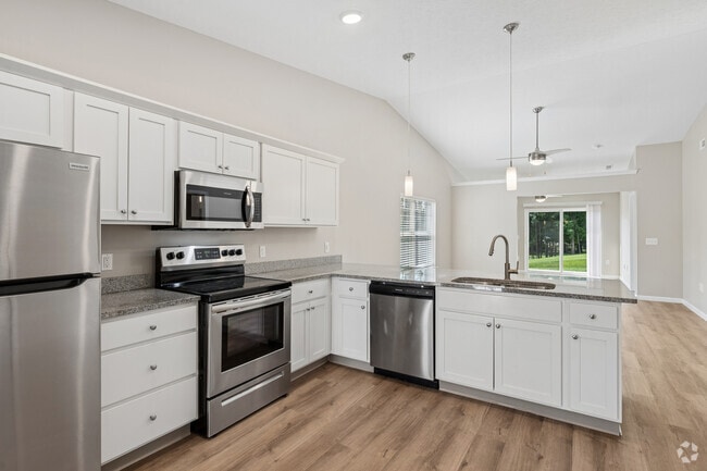 Canterbury 2BR, 2BA - 1,227SF - Kitchen