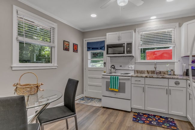 Photo - 232 Bermuda Dr