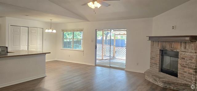Building Photo - 7408 Fredricksburg Dr Rental