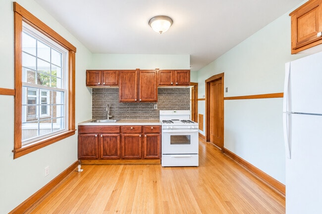 Photo - 2950 N Lavergne Ave