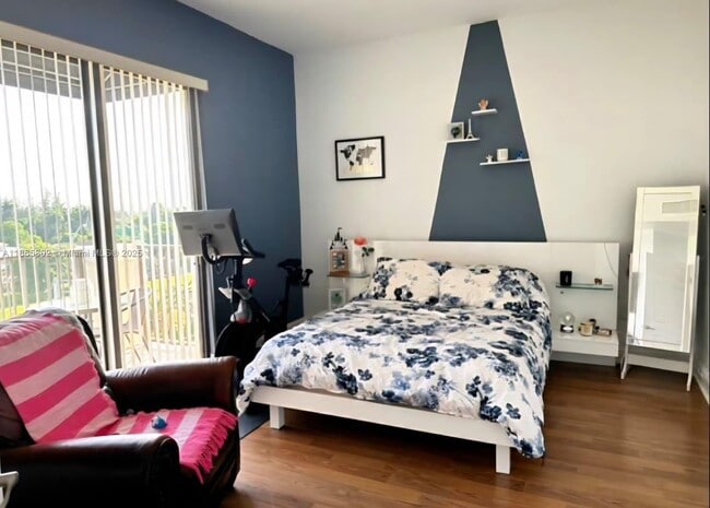 Photo - 8440 SW 8th St Unidad 603A