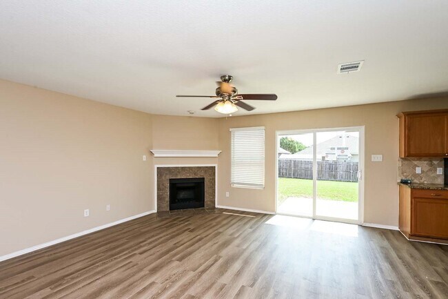 Photo - 7160 Little Mohican Dr