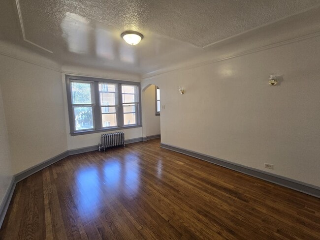 836 N Massasoit Ave Unit 2B