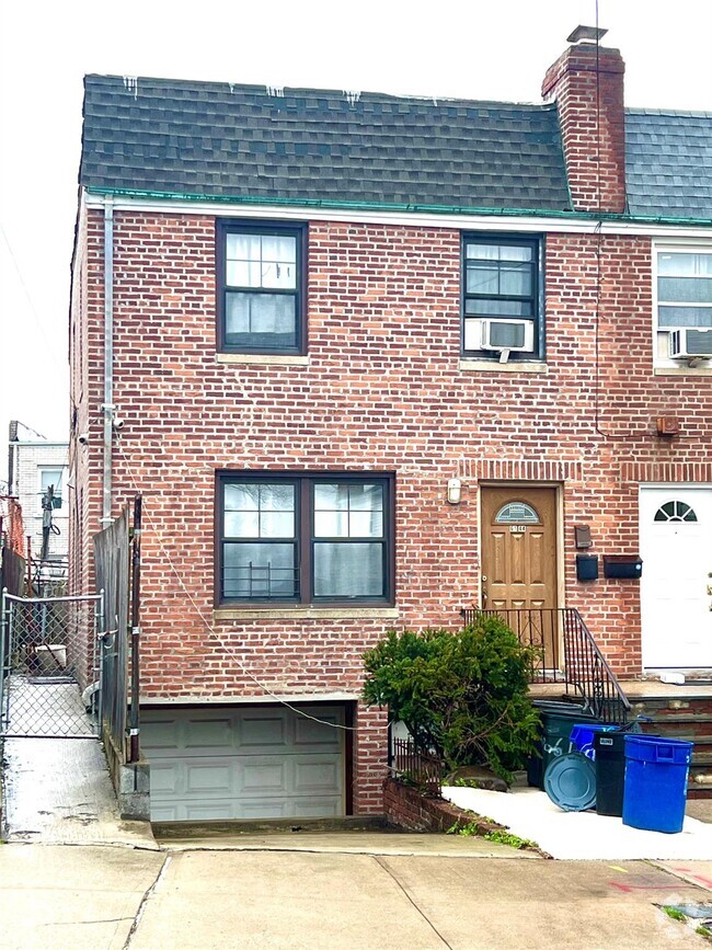 Building Photo - 61-44-61150 150th St Unit 1F Rental