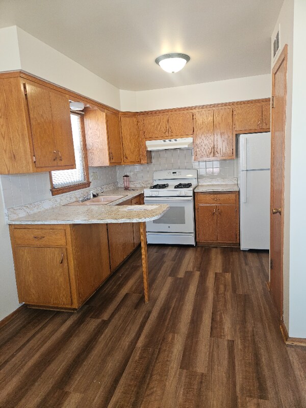 Photo - 12116 W Bluemound Rd Unidad 15