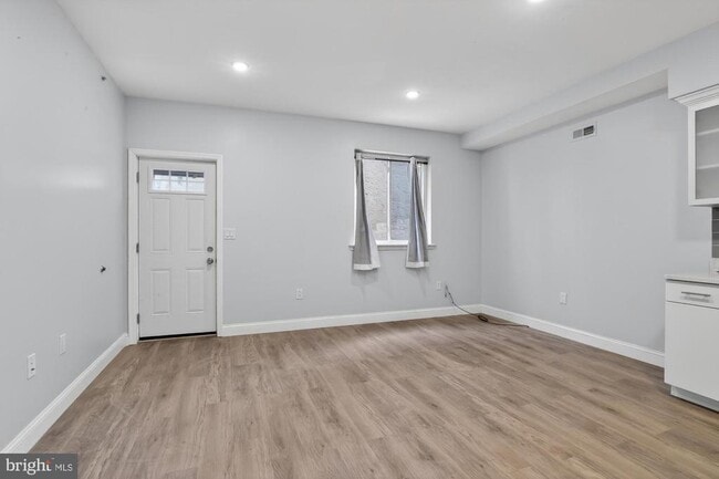 Photo - 523 N 11th St